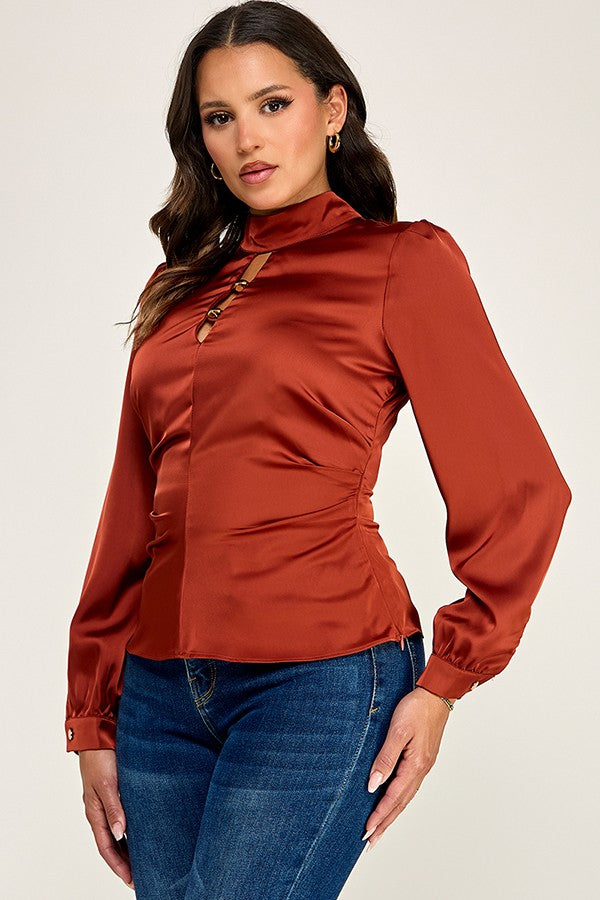 Top Cuello Alto con Abertura y Cuentas Doradas - Café