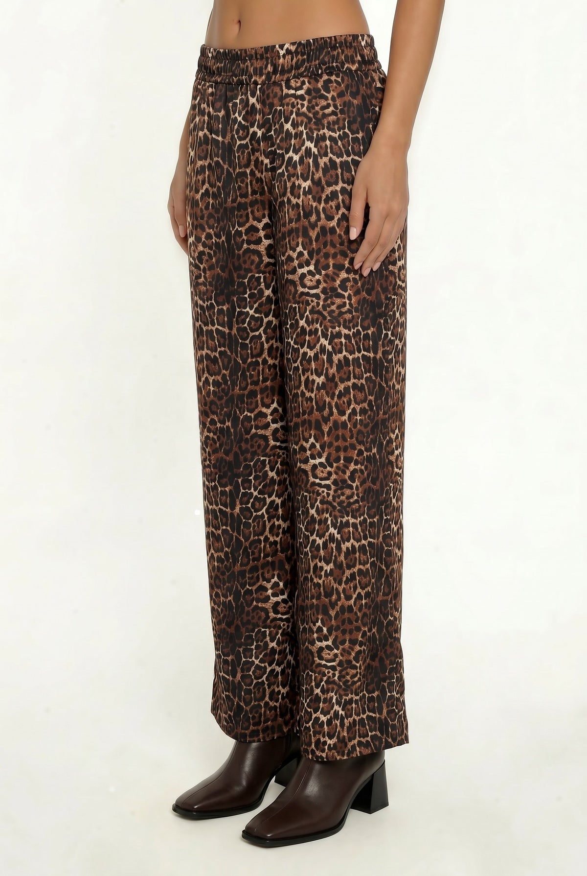 Pantalón Estampado Cintura Elástica color Leopardo taupe - HMP40890A - vista 2