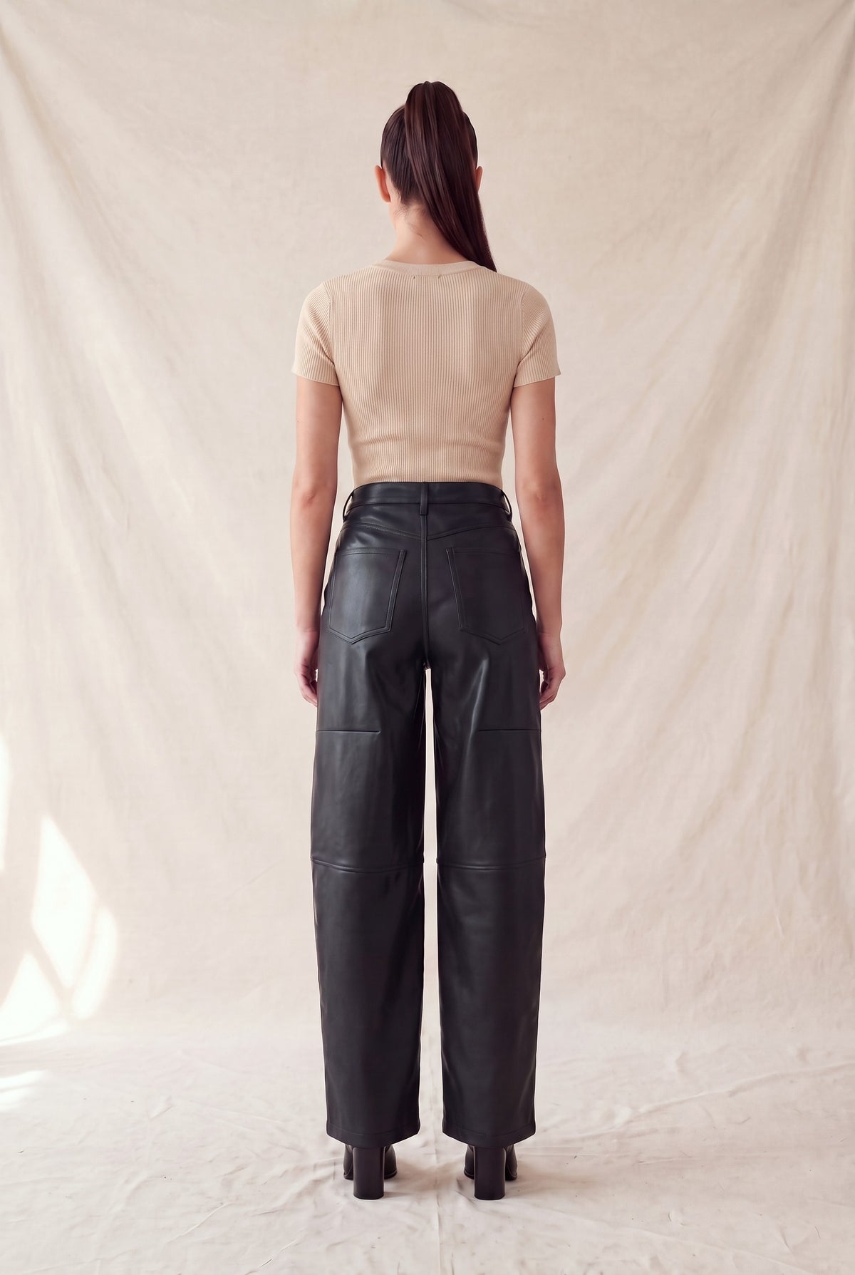 Pantalón Barrel de PU color Negro - PHMP144 - vista 4