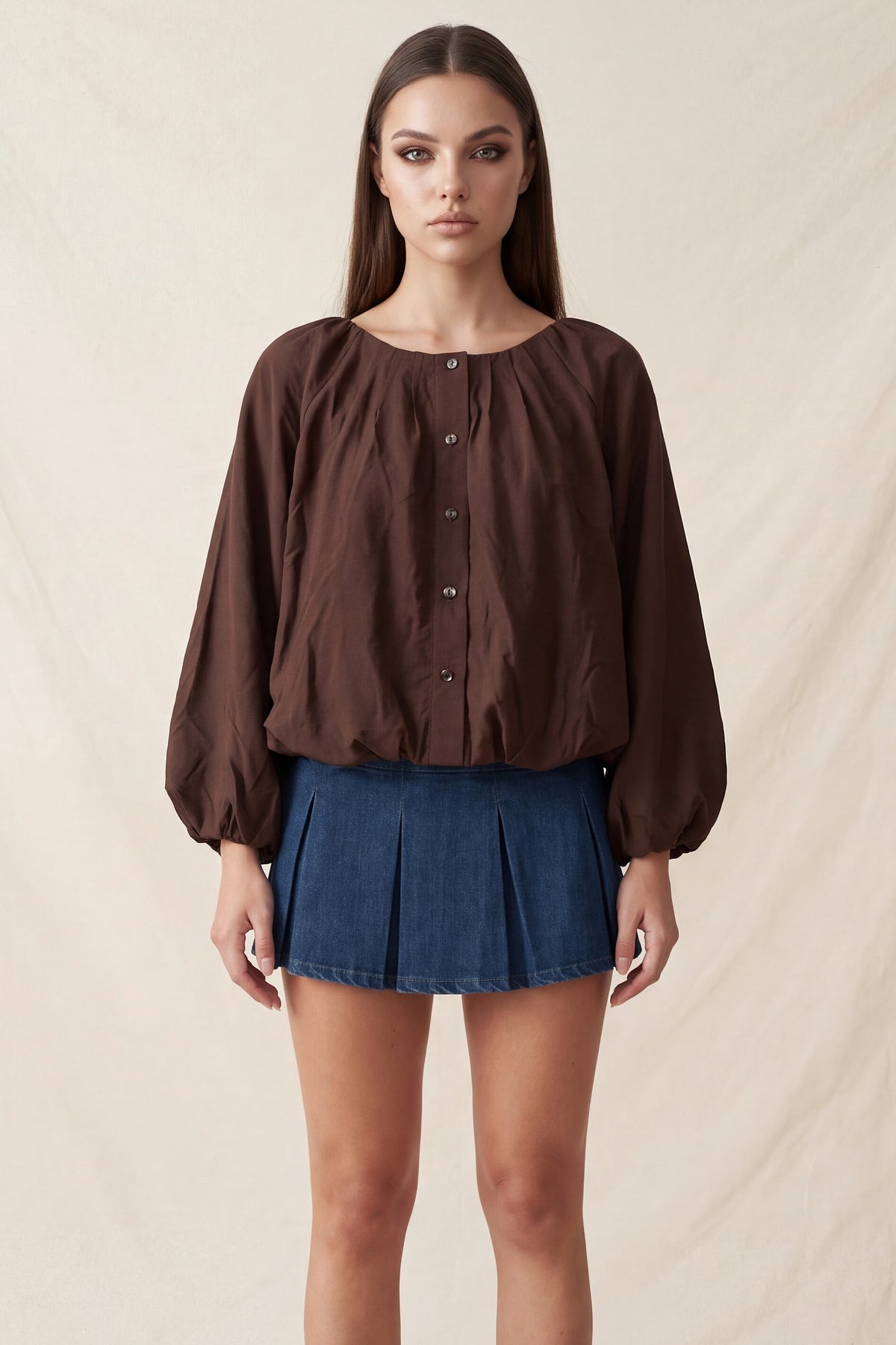 Blusa Fluida con Mangas Abullonadas - Café