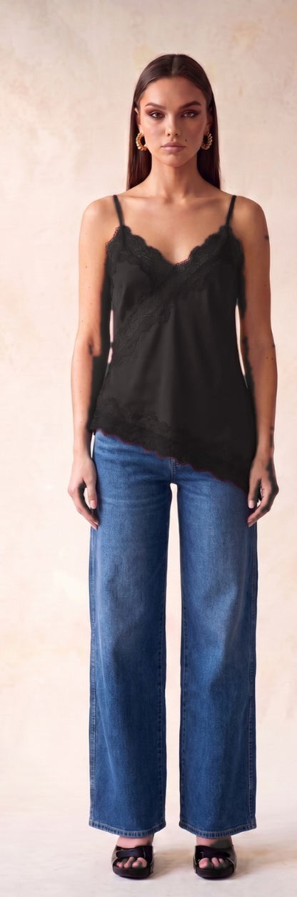 Top Camisole con Ribete de Encaje Asimétrico